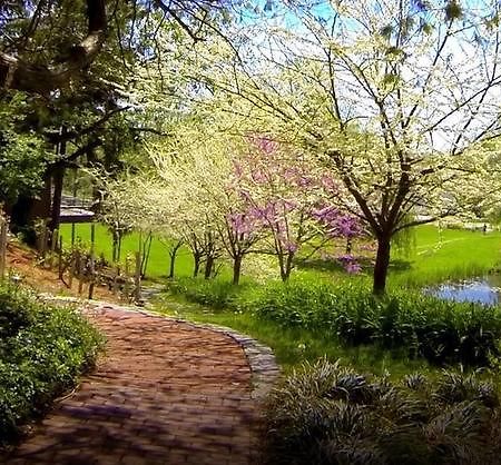 Buttermilk Falls Inn & Spa Milton Экстерьер фото