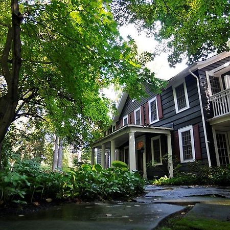 Buttermilk Falls Inn & Spa Milton Экстерьер фото