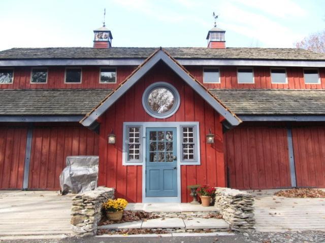 Buttermilk Falls Inn & Spa Milton Экстерьер фото